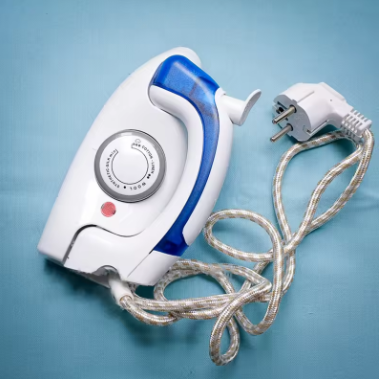 Foldable Steam Iron