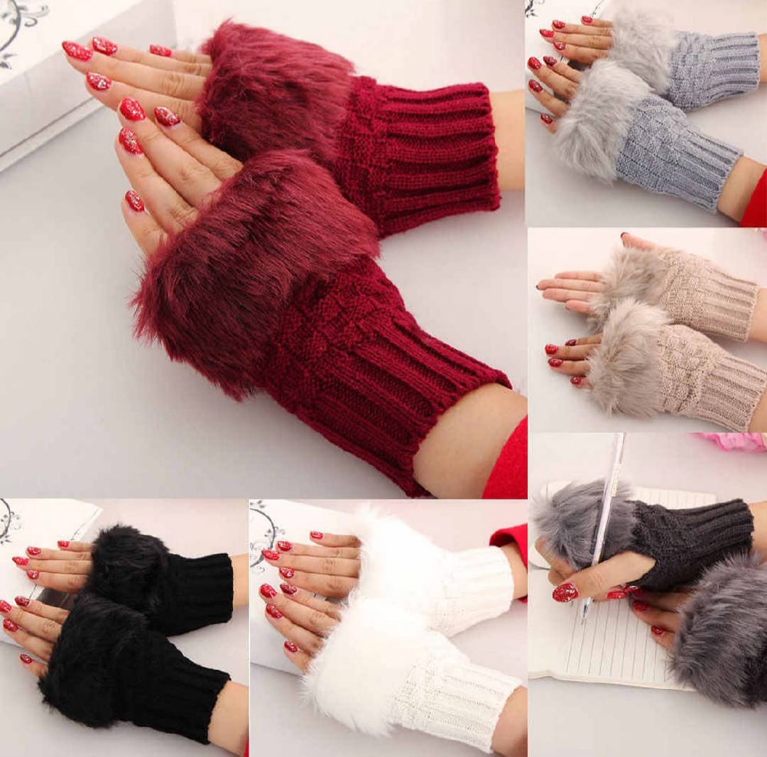 Fur Gloves Pair (Random Color)